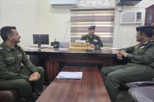 الجابري يتفقد البحث الجنائي بالمكلا ويؤكد: لا تساهل مع المجرمين