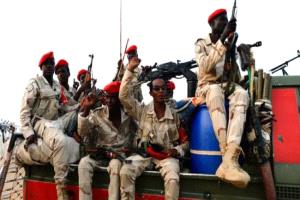 الدعم السريع تنفي تجنيد تشاديين.. سجال يتصاعد حول المقاتلين الأجانب