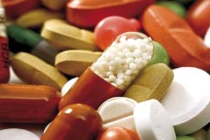 تحذيرات طبية.. مسكنات الألم ومكملات الحديد تهدد صحة الكبد