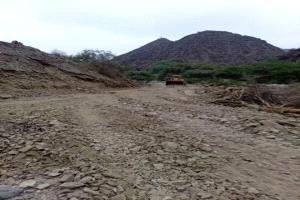 تدشين العمل بتوسعة طريق حطاط سرار لتأمين وصول ناقلات الوقود والمركبات الثقيلة
