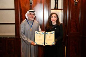 وسام رئاسي لكفّ العطاء.. كوسوفو تكرّم الهلال الأحمر الإماراتي