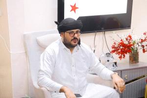 الجفري يطمئن على #جرحى “مسيرة الثبات” بـ #سيئون ويطالب بالإفراج عن المعتقلين
