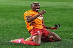 غلطة سراي يسحق عشرة لاعبين من يوفنتوس 5-2