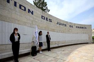 فرنسا تحذر مواطنيها: لا سفر لإسرائيل واحتموا حال التوتر