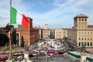 إيطاليا تكسر حاجز البطالة: أدنى مستوى تاريخي منذ 2004