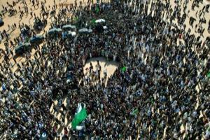 الساعدي القذافي: جنازة سيف الإسلام استفتاء شعبي على شعبيته