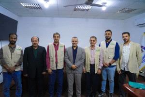 اليافعي يبحث مع المؤسسة الطبية الميدانية التحول من الإغاثة إلى التنمية المستدامة