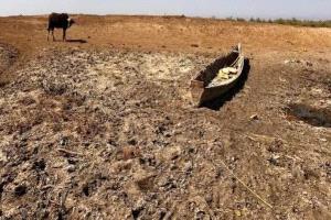 البصرة تختنق بالعطش.. حقوق الإنسان تطالب بجدول زمني للتحلية