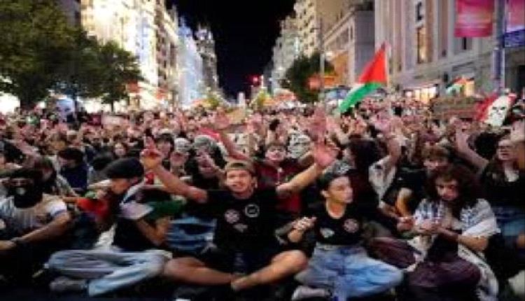 إسطنبول تهتف لغزة.. مسيرة حاشدة مع مطلع العام الجديد