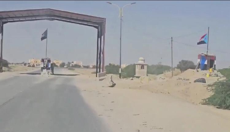 من معسكر الخشعة.. إعلامي يكشف الحقائق أمام الأكاذيب المتداولة على الجبهات