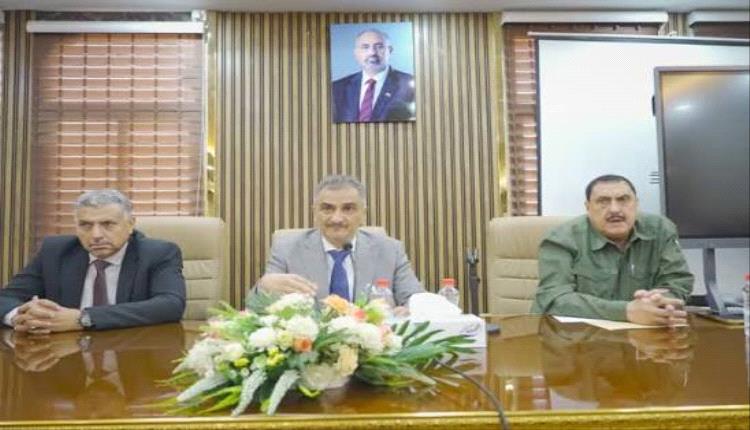 السلطة المحلية بعدن تؤيد الإعلان الدستوري والبيان السياسي للرئيس الزُبيدي وتصفهما بخارطة طريق للاستقرار وبناء الدولة