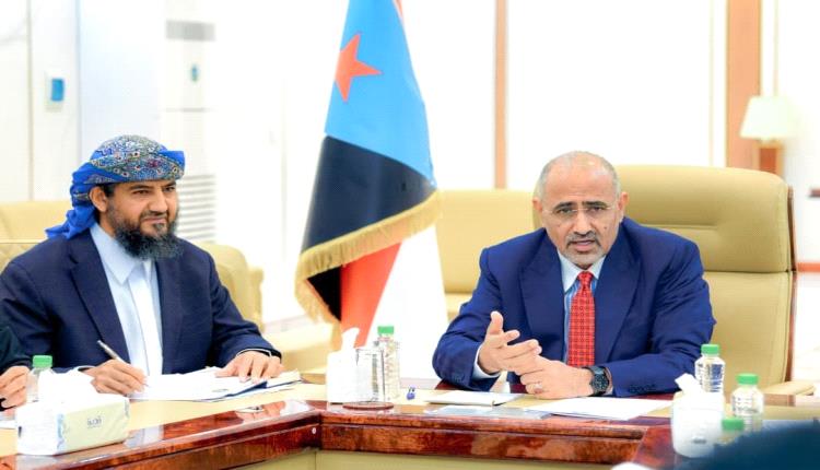 القُملي يحذّر من حرب شائعات منظّمة تستهدف قيادة الجنوب