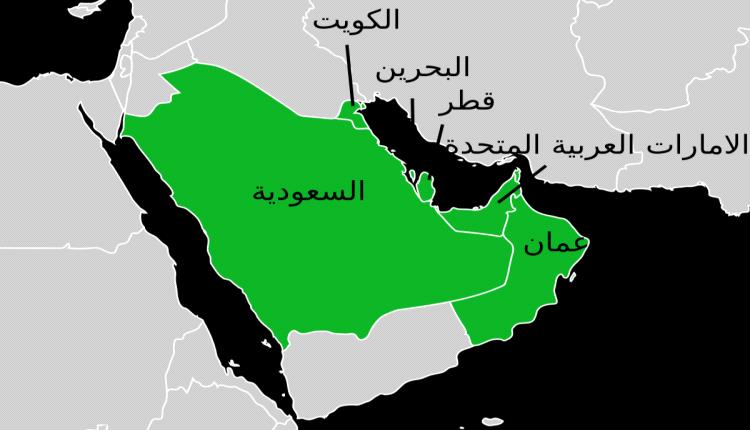 عكاشة: “الخديعة الكبرى”.. تحذير من سيناريو حرب شاملة تهدد الخليج وإيران