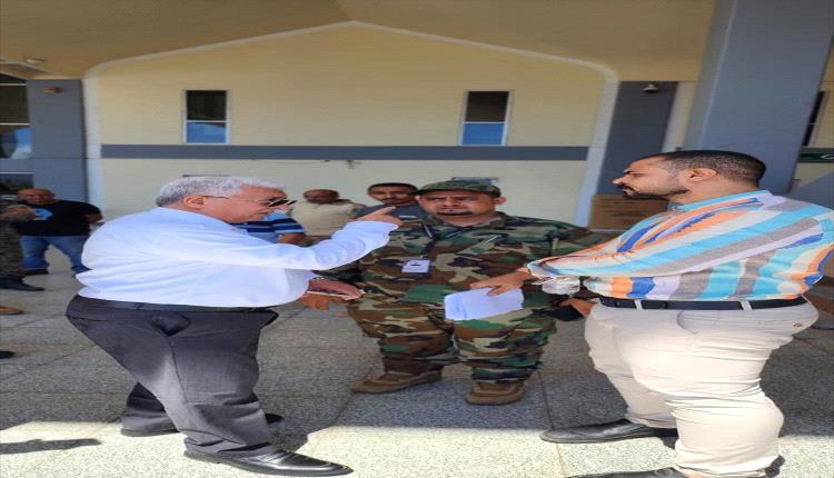 بدء تسليم مطار عدن لقوات العمالقة بعد توتر محدود