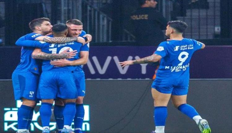 الهلال يحافظ على الصدارة بفوز كاسح قبل ديربي الرياض