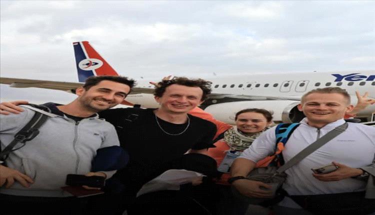 نهاية معاناة سقطرى: وصول آخر السياح العالقين إلى جدة بجهود وطنية