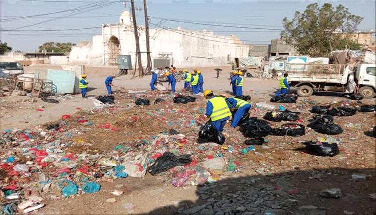 حيس تطلق حملة نظافة واسعة لمواجهة الأوبئة بدعم إنساني