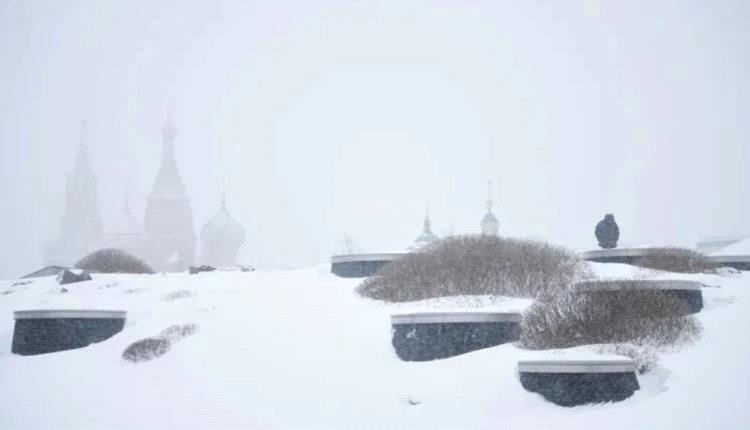 موسكو تحت الجليد: عاصفة تاريخية تكسر أرقام نصف قرن