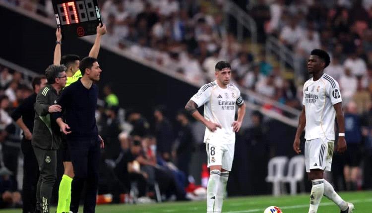 ألونسو يثني على فينيسيوس رغم خسارة السوبر الإسباني أمام برشلونة