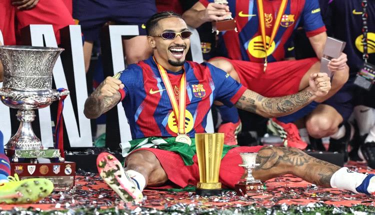 رافينيا يثير الجدل بعد رحيل ألونسو عن ريال مدريد