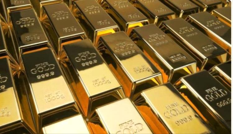 الذهب والفضة يسجلان مستويات قياسية مع تدافع المستثمرين نحو الملاذات الآمنة