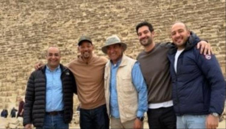 ويل سميث يُذهل الجيزة: من يبني الأهرامات يقدر على أي شيء