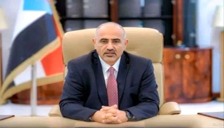 الزُبيدي يدعو الجنوبيين للاحتشاد في عدن الجمعة دعماً للإعلان الدستوري