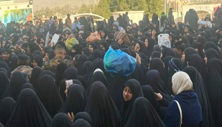 النجف تحتفل بالمبعث في وادي السلام.. حشود تضيّف القبور بالدعاء