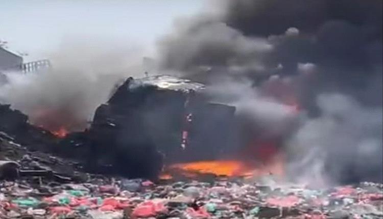 انفجار عدن.. استشهاد جنديين في استهداف موكب قائد الثاني عمالقة