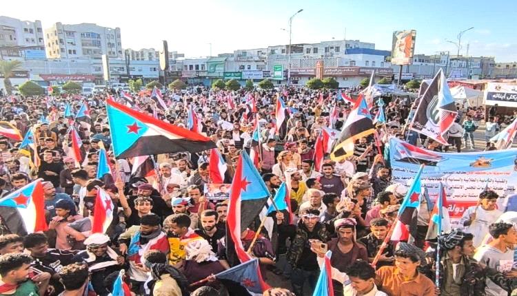 عدن تشهد الجمعة ملحمة شعبية للتأكيد على الثبات والوحدة