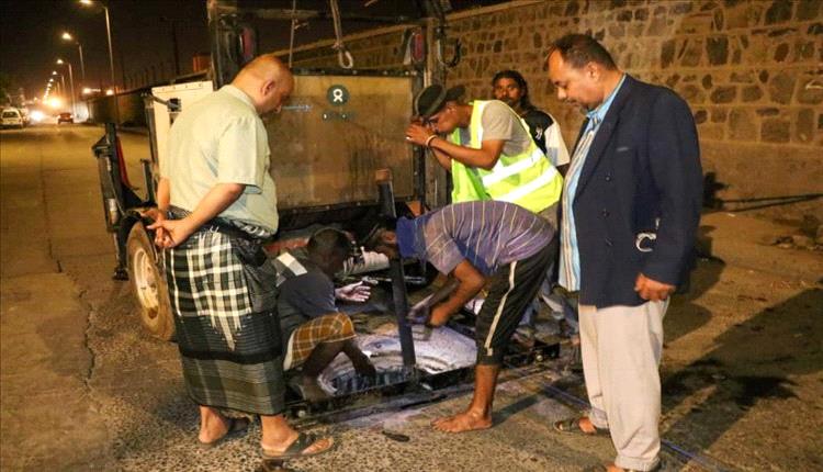 مياه عدن تعتمد تقنية حديثة لتصفية خط الضخ الرئيسي في المعلا