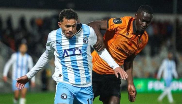 صمت الشباك يُبقي الصدارة معلّقة بين بيراميدز ونهضة بركان