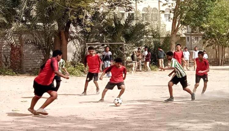 الصف السابع يبلغ نهائي كرة القدم بمدرسة النور بشبام