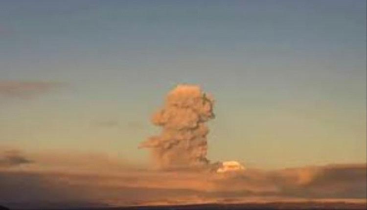 ثوران تشيفيلوتش يطلق رمادًا إلى 9 آلاف متر في سماء كامتشاتكا