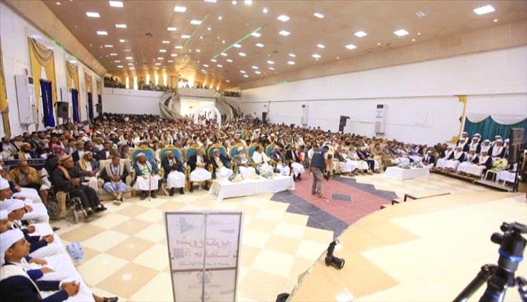 مأرب تحتفي بـ55 حافظًا للقرآن ورسالة صمود وإيمان