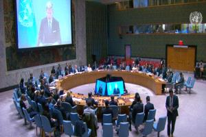 المبعوث الأممي يحذر من فرض حلول بالقوة ويشدد على دعم سياسي شامل للجنوب اليمني