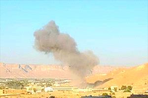 اشتباكات عنيفة وقصف جوي سعودي على تعزيزات في مأرب ومفرق خشم رميد