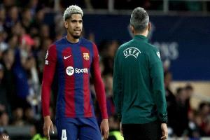 بعد غياب بسبب ضغوط نفسية.. أراوخو يعود لقائمة برشلونة