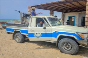 أمن أبين يلاحق 23 سجينًا فروا من زنجبار بعد اضطرابات بالسجن