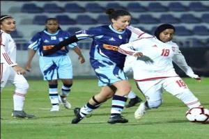 دراسة: ثلاث ارتجاجات تؤثر على تركيز لاعبات كرة القدم