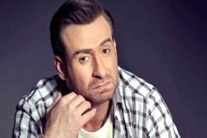 رحيل الأم… نضال الشافعي يودع أغلى الناس