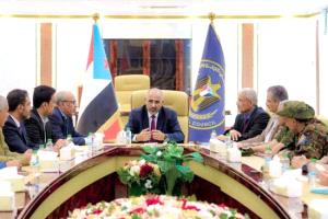 الانتقالي يدين السلب والنهب في حضرموت والمهرة ويدعو للتصدي والفوضى