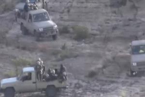 هجوم حوثي مباغت على محور آزال بصعدة وأسْر عدد من الجنود