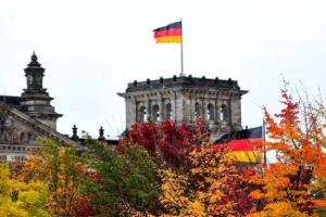 ألمانيا تتعافى اقتصاديًا بعد 3 سنوات من الركود