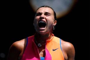 سابالينكا تواصل الهيمنة وتدكّ بوابة نصف نهائي أستراليا المفتوحة