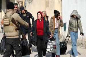 مصادر رسمية سورية تكشف عدد "النازحين من حلب" ووجهاتهم