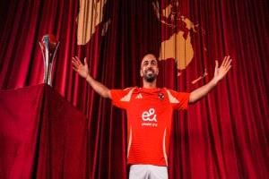 أفشة يغادر الأهلي مؤقتًا: وداع مؤثر قبل رحلة الاتحاد