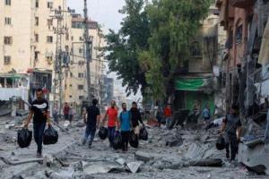 إسرائيل تحظر أنشطة 37 منظمة إنسانية في غزة