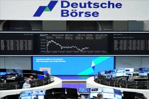 تراجع الأسهم الأوروبية مع تصاعد التوتر بين ترمب وباول