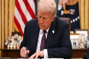 خيارات الحرب على الطاولة.. واشنطن تُمهّد لضربة محتملة ضد إيران